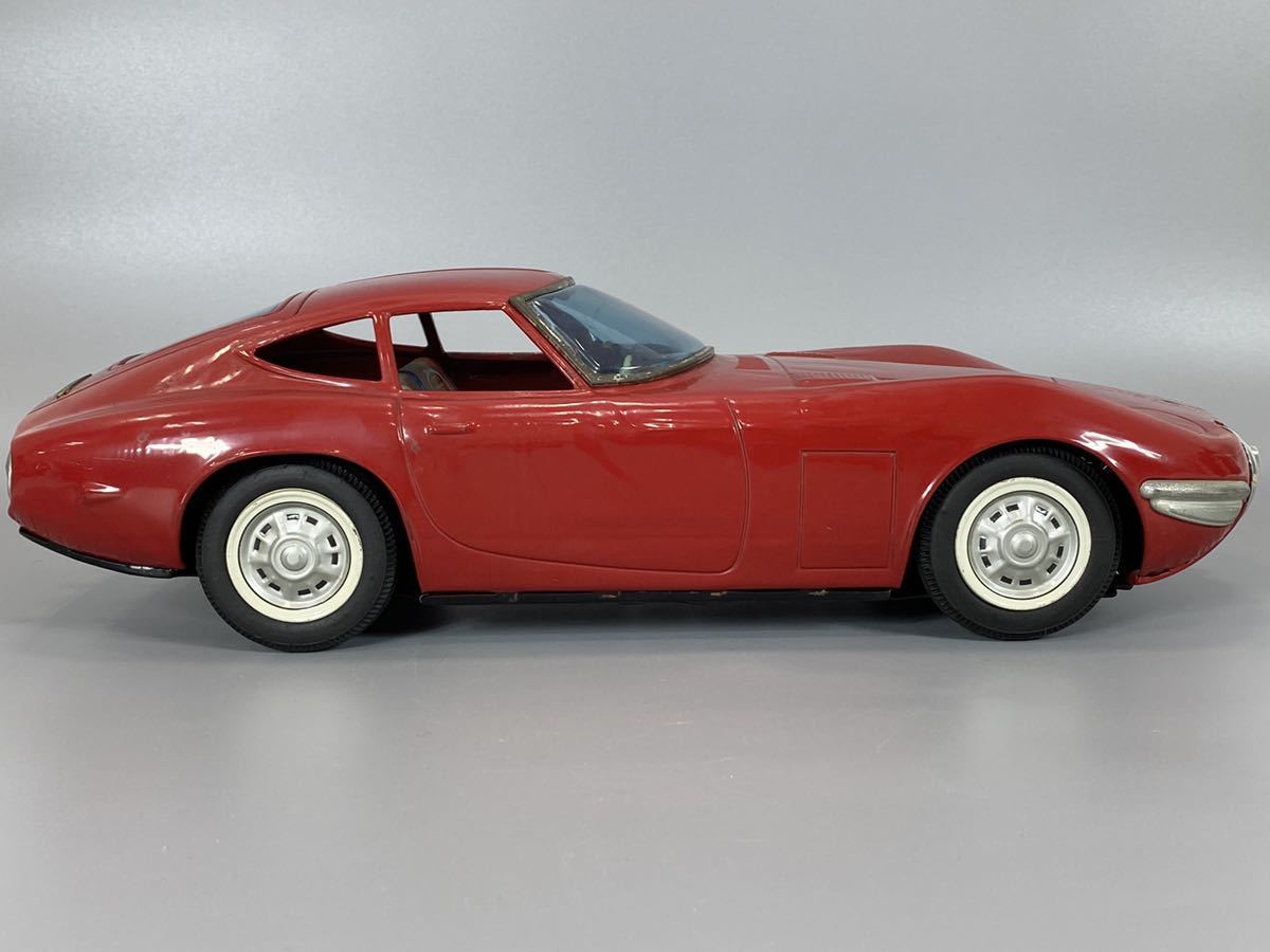 イチコーのスポーツカー ブリキ製 トヨタ2000GT レッド 箱付き 2000GT