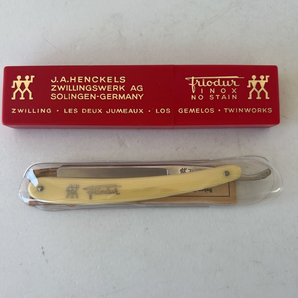 HENCKELS　ヘンケル　西洋剃刀　箱付き 理容☆西洋剃刀☆HENCKELS SOLINGEN☆ケース付き☆美品♪ 【公式通販】