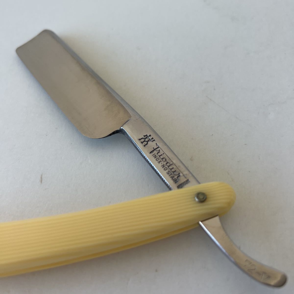 理容☆西洋剃刀☆HENCKELS SOLINGEN☆ケース付き☆美品♪ 【公式通販】