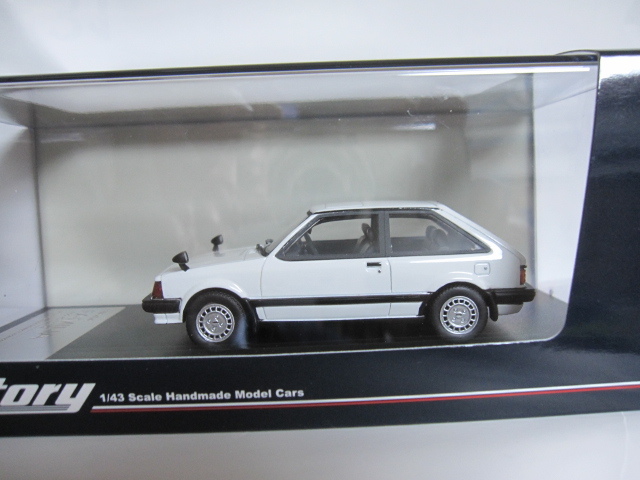 1/43 ハイストーリー マツダ ファミリア 1500 XG ホワイト ミニカー