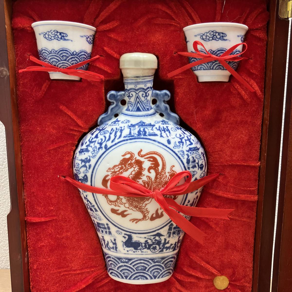 紹興酒 古越龍山 千福花雕 30年/三十年陳醸 景徳鎮ボトル 500ml/16 