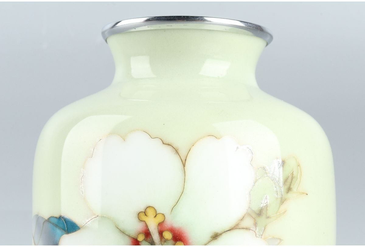 七宝焼 安藤七宝店 SILVER刻印 翡翠釉 花文 花瓶 共箱 M R8879B 七宝焼 [