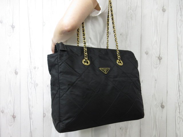 極美品 美品 PRADA プラダ テスート デカ ロゴ ゴールドチェーン