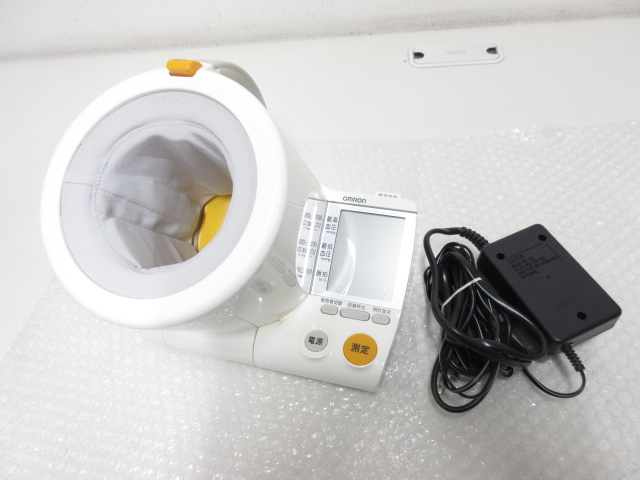 W8235S ★OMRON オムロン デジタル自動血圧計 HEM-1000 上腕式 スポットアーム アダプター付き 中古動作品