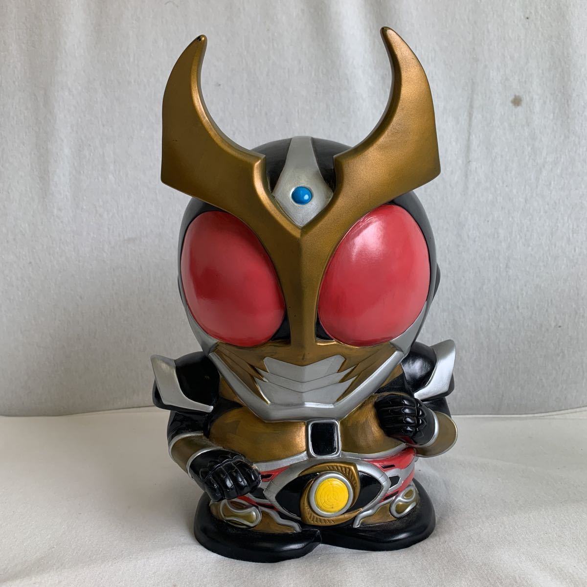 仮面ライダーアギト　貯金箱 高さ約32cm 2001年　　　　石森プロ　テレビ朝日　ASATSUD．k．東映