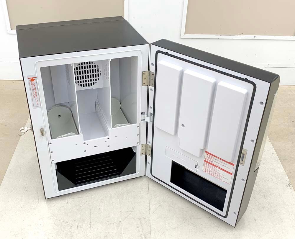 【美品】APIX 自販機型保冷庫 AVM-400 アピックス2006年製 Apice 自販機型保冷庫 AVM-400 保冷庫 2006年製 自動販売 現状 ジャンク