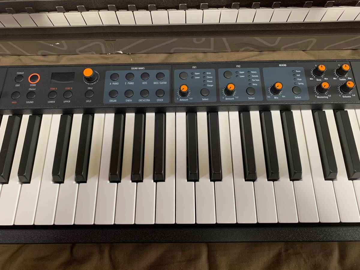 Studiologic （スタジオロジック ) Numa Compact 2x ステージピアノ 88