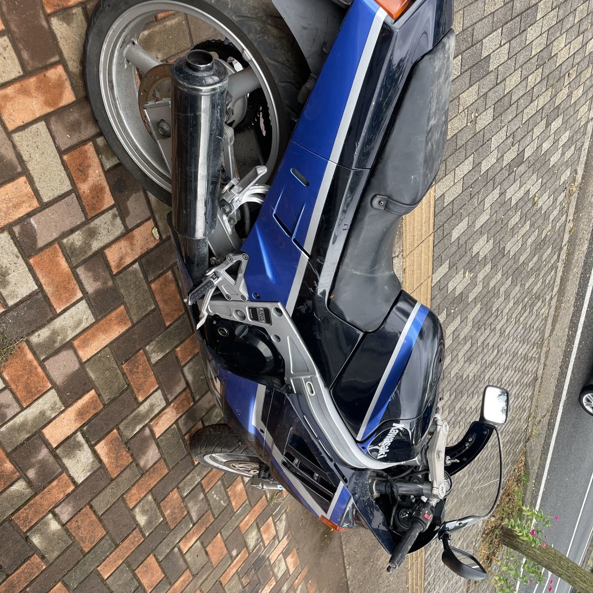 Kawasaki ZX400G バイク オートバイ 動作未確認 鍵付き 書類なし Kawasaki ZX400G バイク オートバイ 動作未確認 鍵付き 書類なし