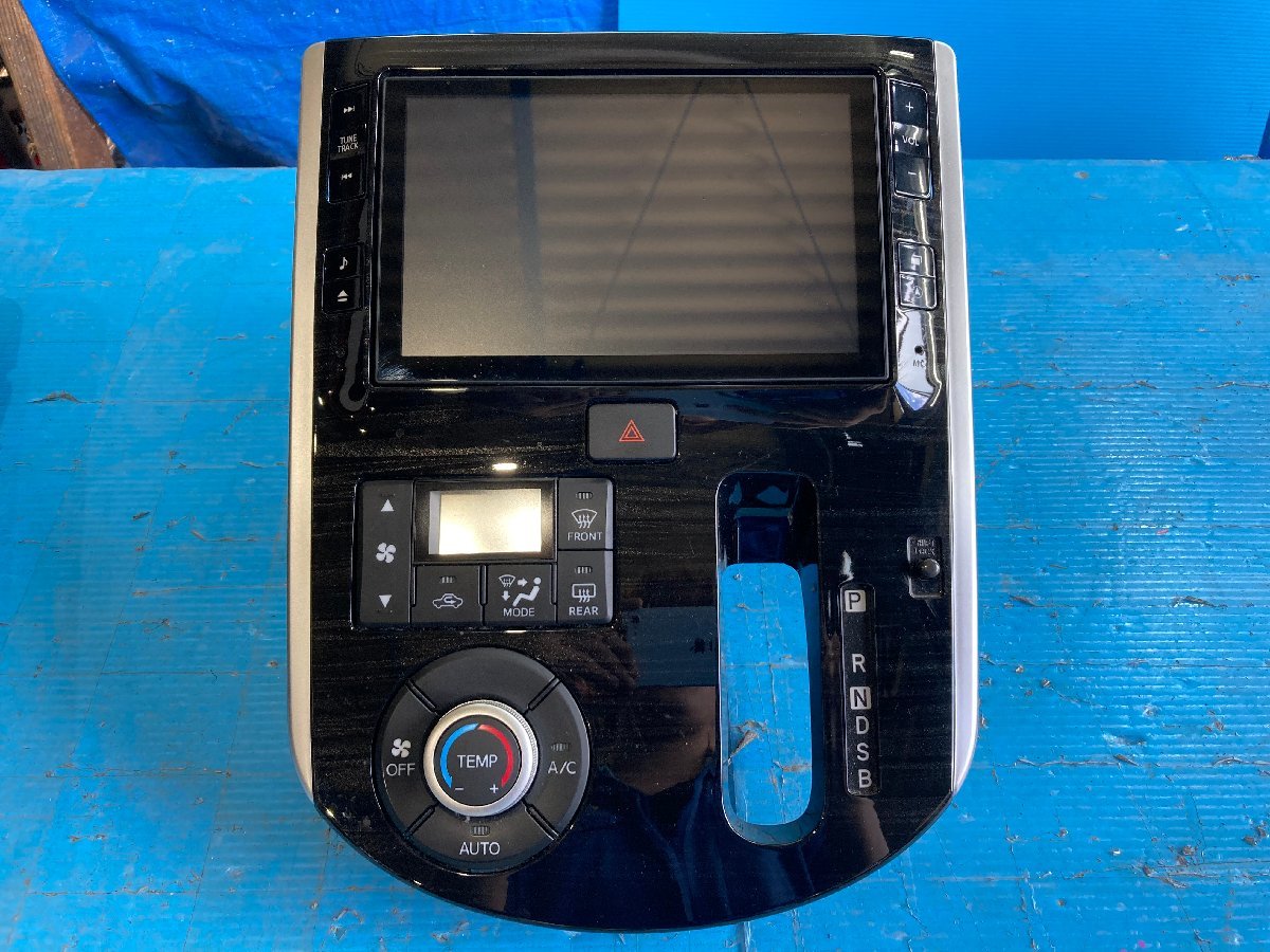 ダイハツ タント LA600S 純正ナビ NSZN-W65DB 08545-K2008 フルセグ