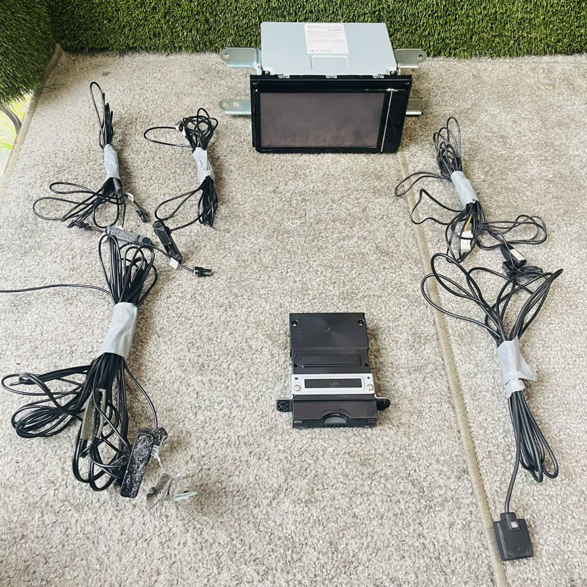 セキュリティパスワード付 トヨタ純正 SDナビ NSCN-W68 FM/AM CD/SD/TV