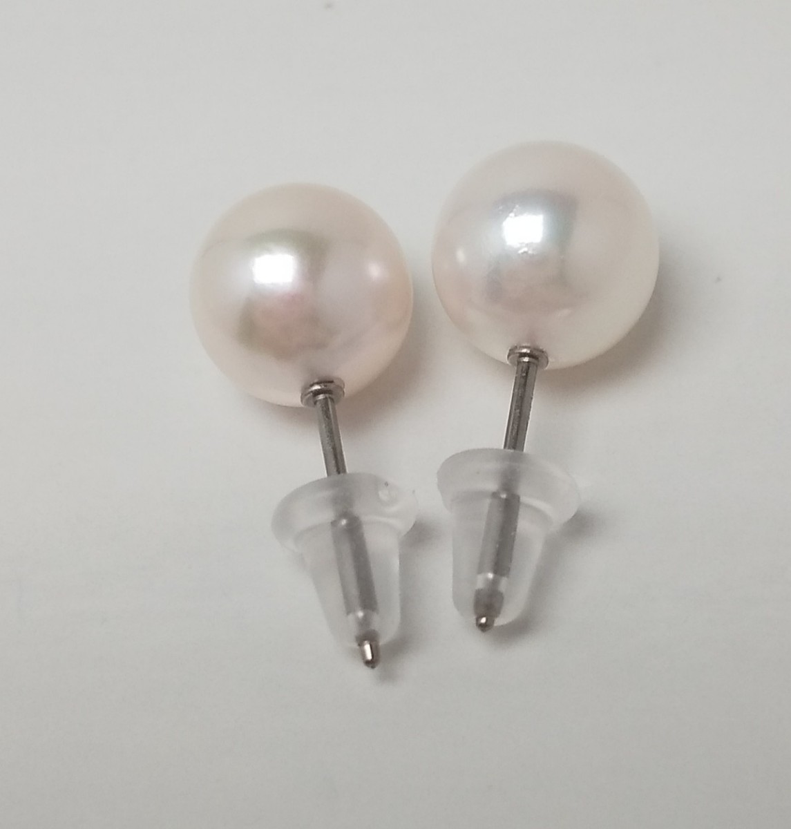 ∮真珠専門館∮アコヤ真珠 8.2mm ピアス 純チタン 大特価 ∮真珠専門館∮アコヤ真珠 8.2mm ピアス 純チタン 大特価