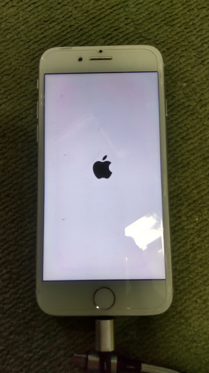 iPhone8 64GB グレー au SIMロックなし 訳あり Apple iPhone8 64GB