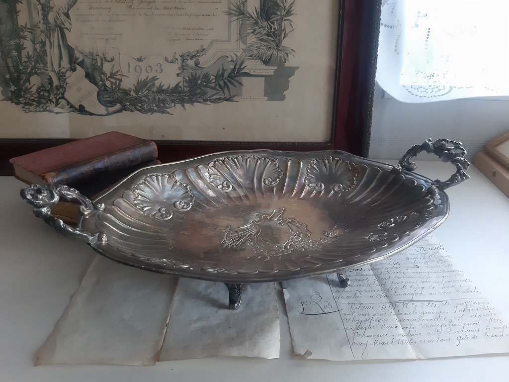 ☆フランス アンティーク 素敵な 銀メッキ レリーフ装飾 トレー 1900年 ☆