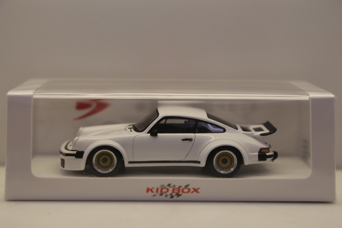 赤字超特価，2026】 キッドボックス特注 スパークモデル 1/43 1976