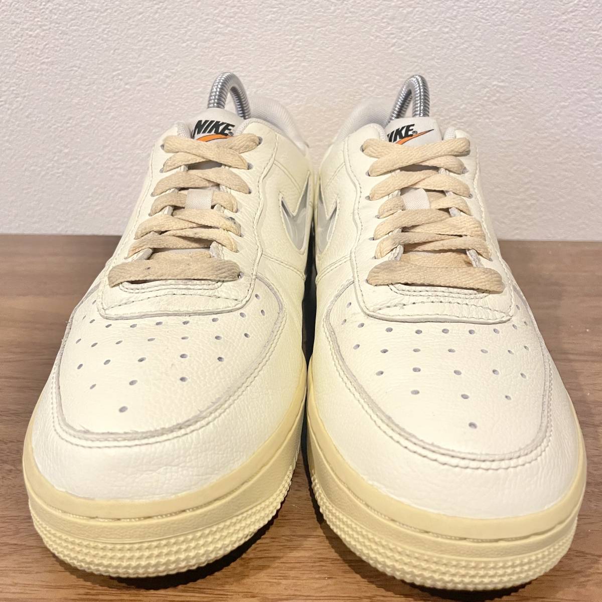 NIKE WMNS AIR FORCE 1 07 LX COCONUT MILK ナイキ エア フォース ワン 