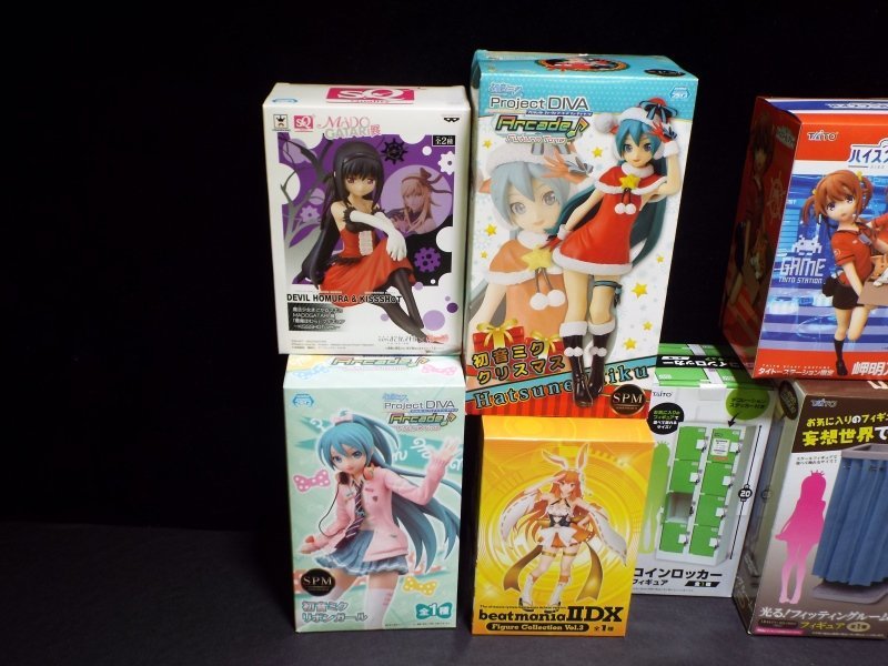 E346【現状品】プライズ フィギュア 11点 まとめて 初音ミク 艦これ 等
