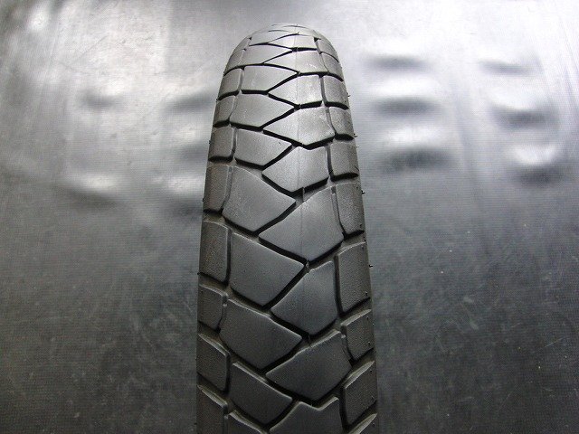 【送料無料★ ※沖縄・離島を除く】単品中古タイヤ!ミシュラン◎アナキー アドベンチャー. 90/90-21. η015:23093