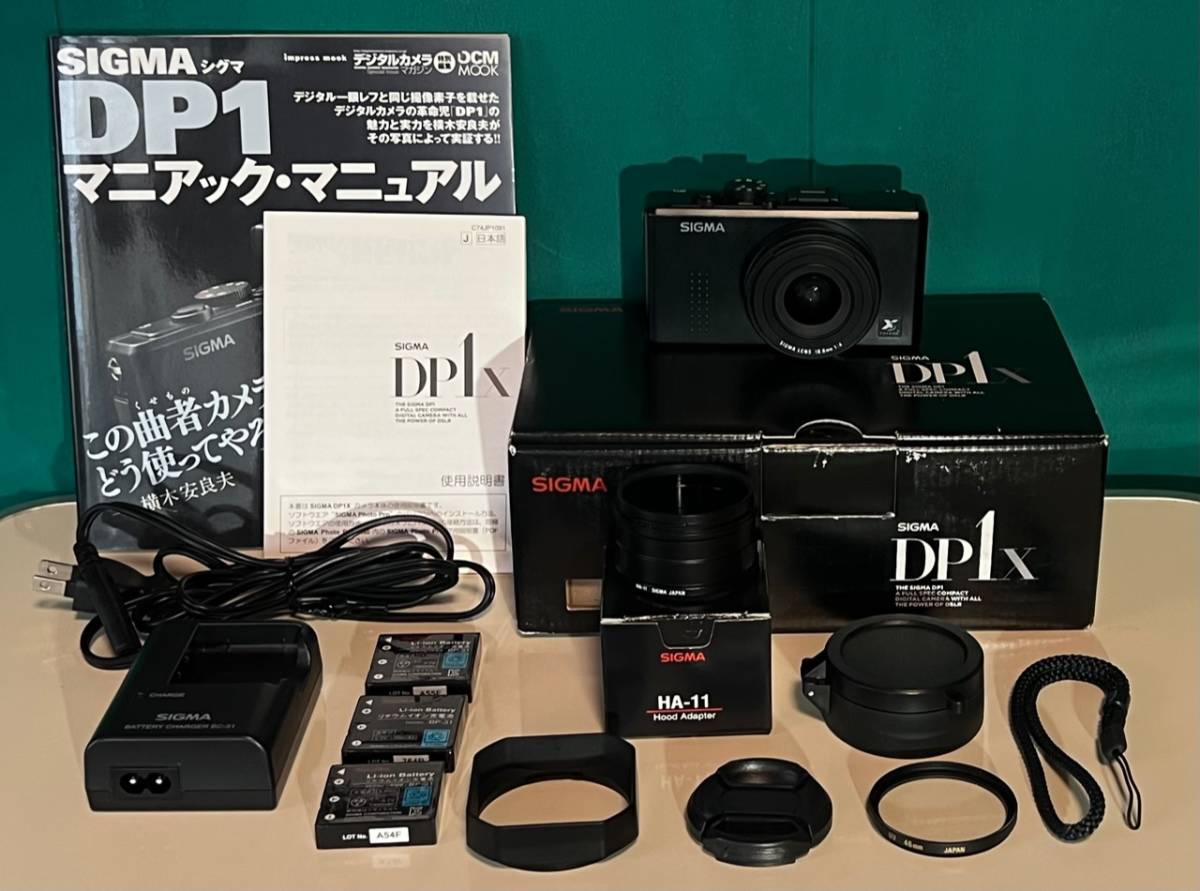 SIGMAコンパクトデジタルカメラ、DP-1フードアダプターHA-11付き SIGMAコンパクトデジタルカメラ、DP-1フードアダプターHA-11付き