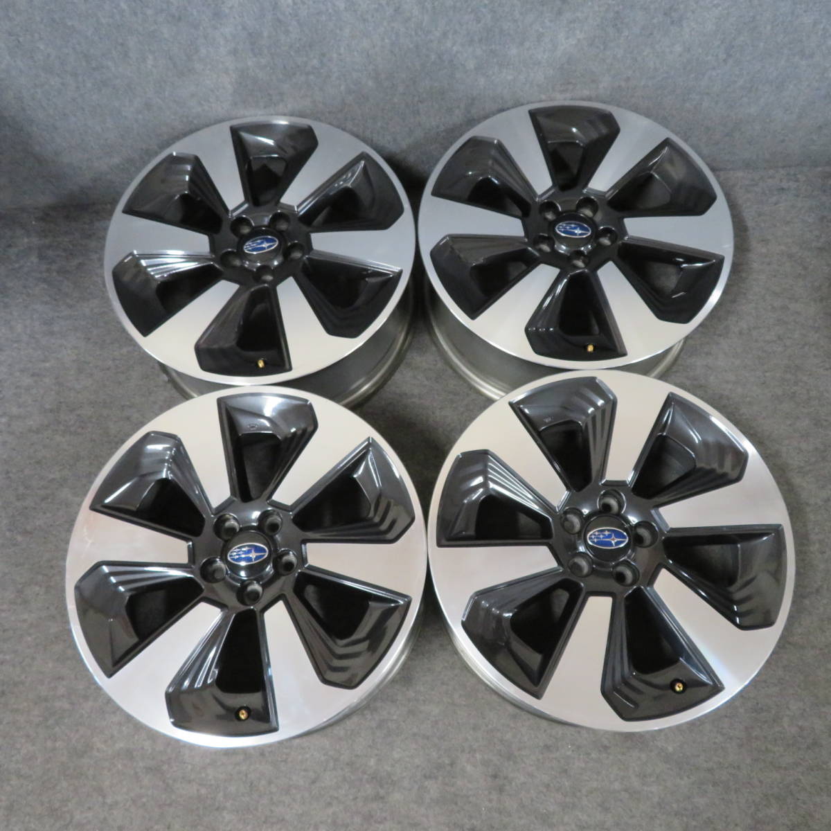 スバル フォレスター SJ5後期純正 17×7J+48 5H/100 4本 ※日本製 