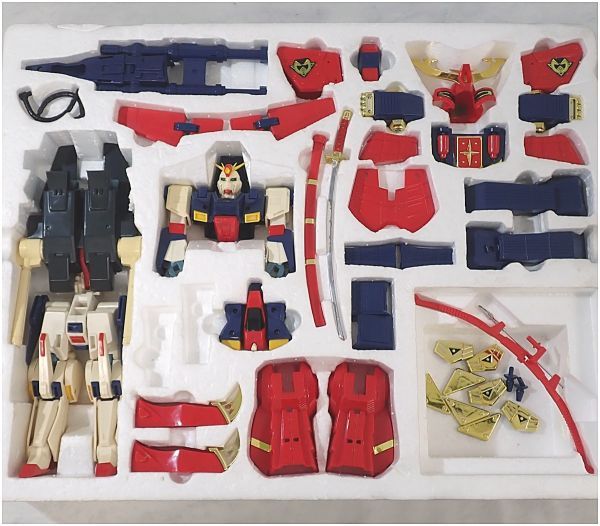 BANDAI バンダイ リアルタイプ 武者頑駄無鎧 ムシャガンダムクロス