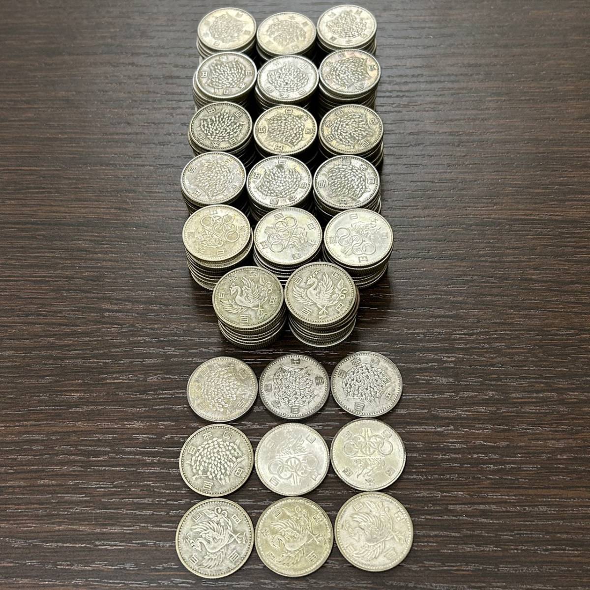 【額面17，900円分】 日本銀貨おまとめ 100円 鳳凰×23枚 稲穂×124枚