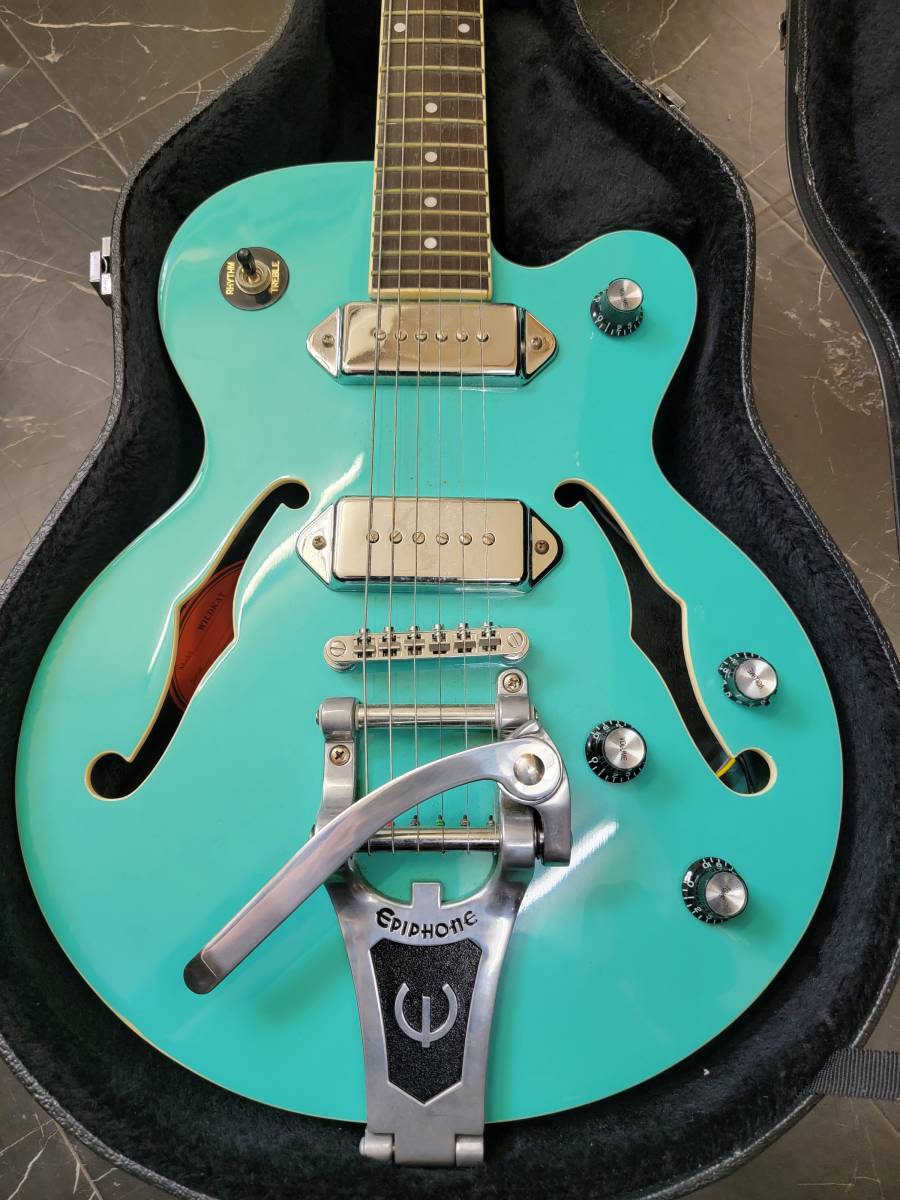 Epiphone エピフォン WILDKAT ギター ハードケース付き 2001年