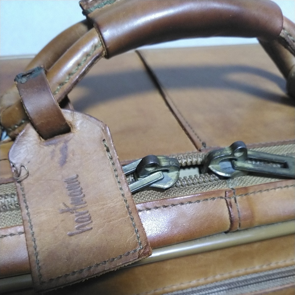 希少Hartmann スーツケース ヌメ革 キャメル 希少Hartmann スーツ