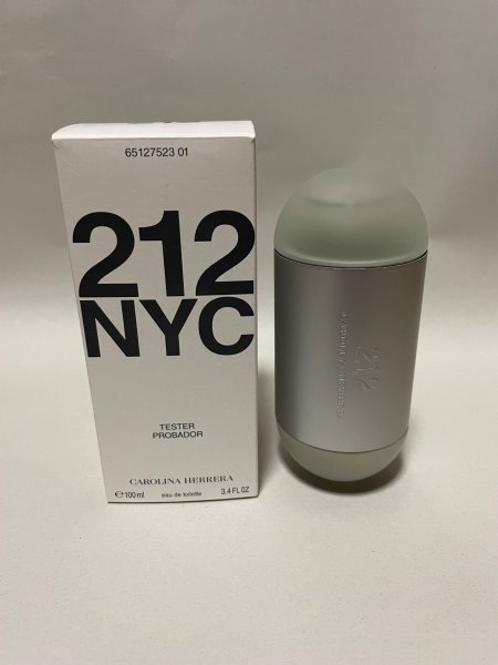 安い，新作登場 品 キャロライナヘレラ ２１２ EDT 100ml(その他)｜売買されたオークション情報、yahooの商品情報をアーカイブ公開 - オークファン その他