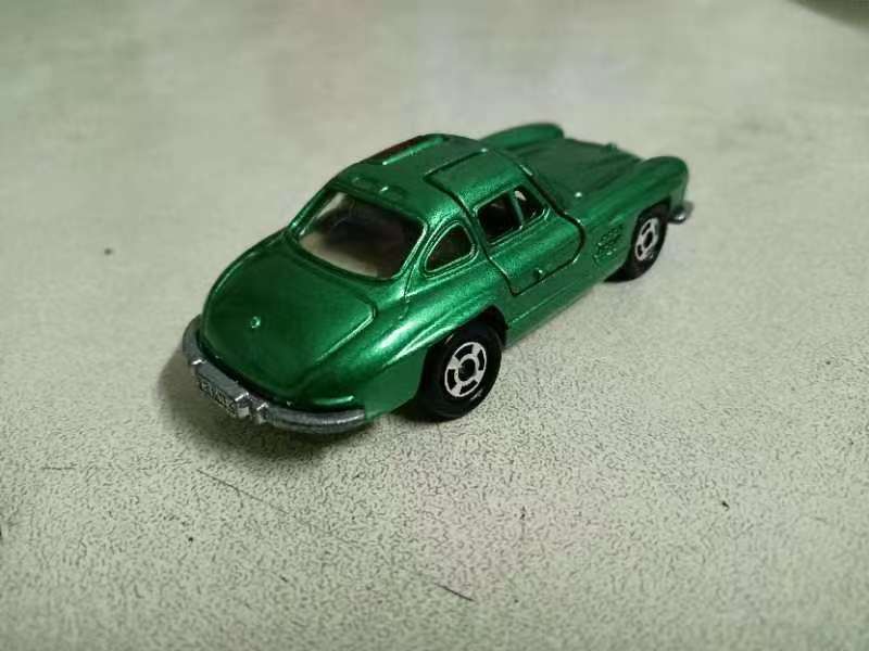 No.F19日本製メルセデス □絶版》青箱トミカ ベンツ300SL トミカ 青箱