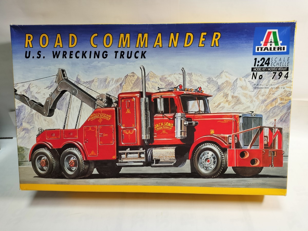 イタレリ　1/24　ROAD COMMANDER