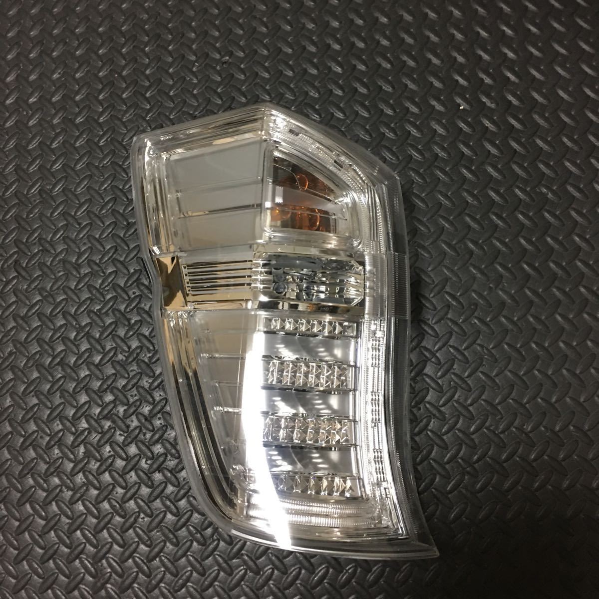 ステップワゴン ホンダ RK5 純正 《 》 テールランプ右側 RK前期