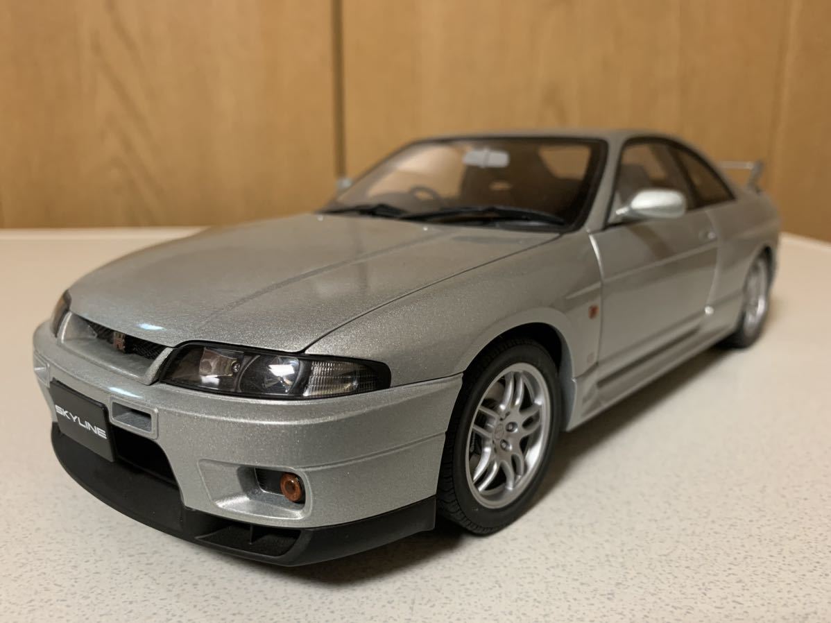 1/18 AUTOart 日産 R33 SKYLINE GT-R V-SPEC スカイライン NISSAN 1:18