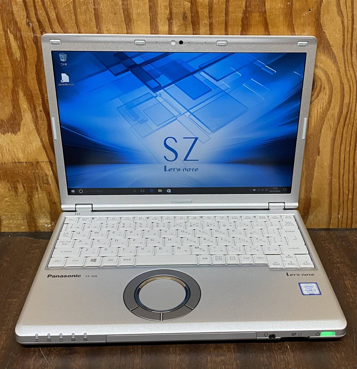 D2D搭載＆超高速 Panasonic Let's note CF-SZ6/i3-7100U/メモリ4GB