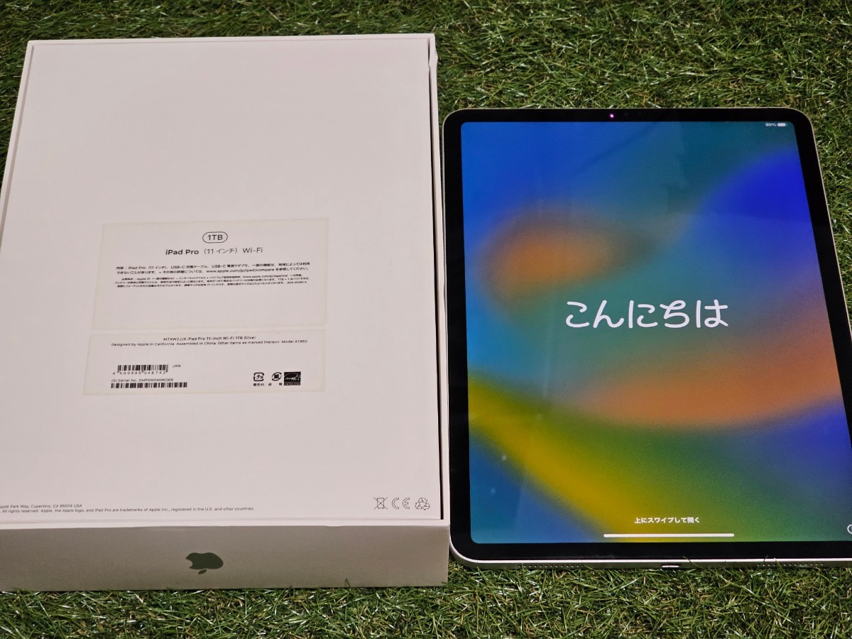 iPad Pro 11インチ 2018 Wi-Fiモデル 1TB シルバー 中古 Apple 2018