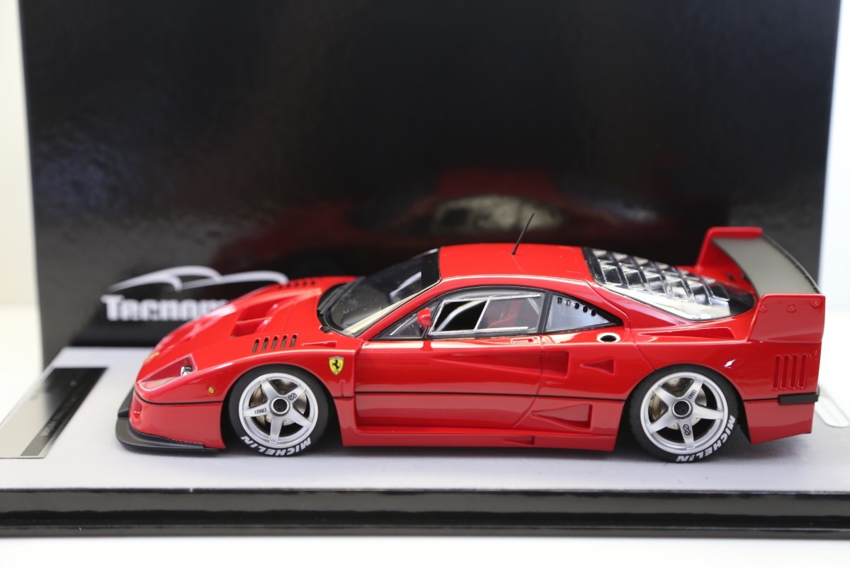 テクノモデル 1/18 フェラーリ F40 LM プレスバージョン 1996 レッド