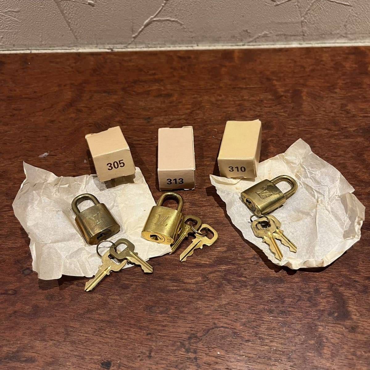 1円 □美品□ LOUIS VUITTON ルイヴィトン M30314 タイガ ヴィド 