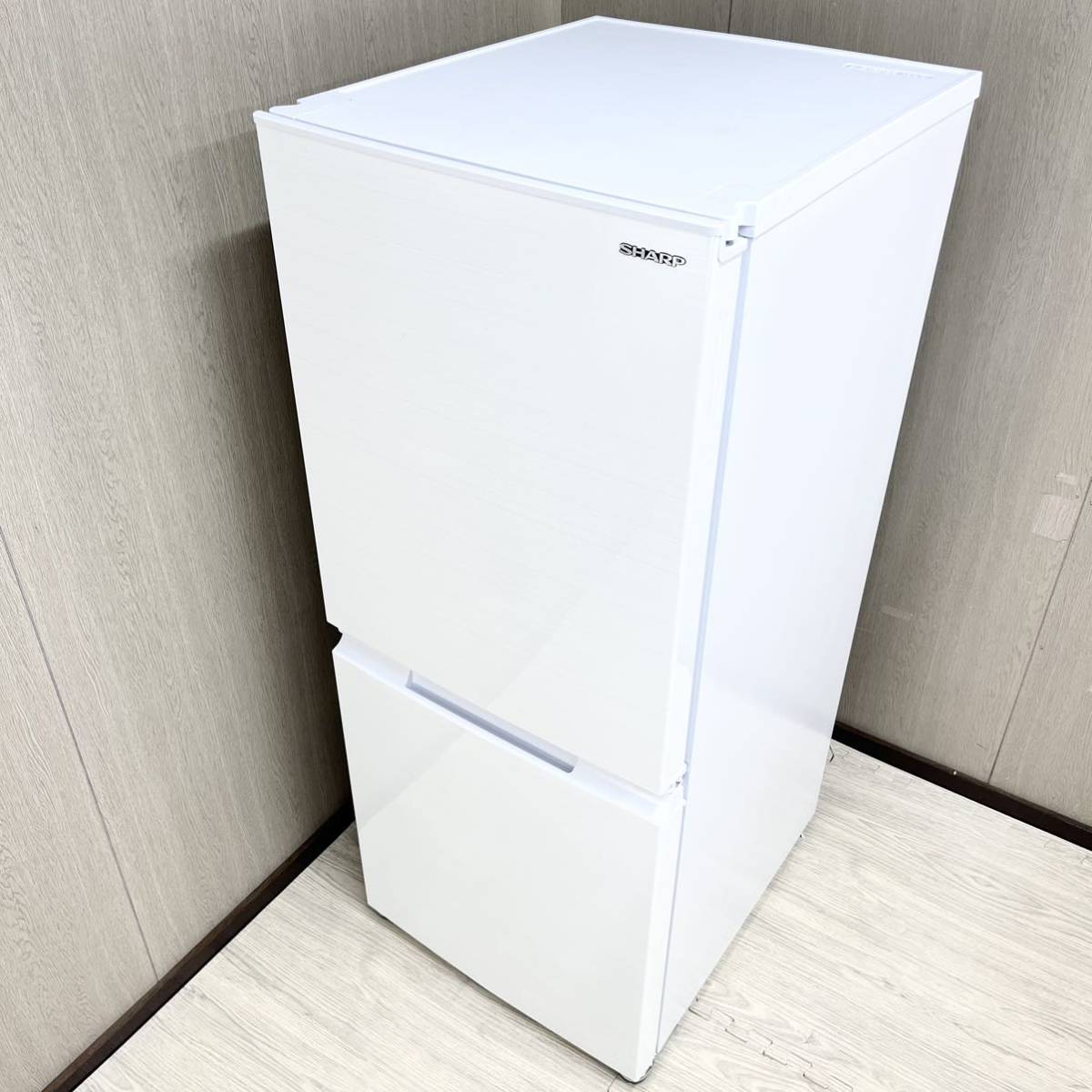 ○【売り切り】★現状品!!2022年製★SHARP シャープ ノンフロン冷凍冷蔵庫 SJ-D15H-W 152L 2ドア冷蔵庫 冷凍冷蔵庫 家電 生活用家電