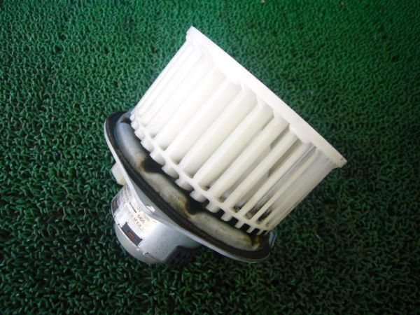 U61V ミニキャブ ブロアモーター ブロワモーター U62V/U71V/U72V/U61T