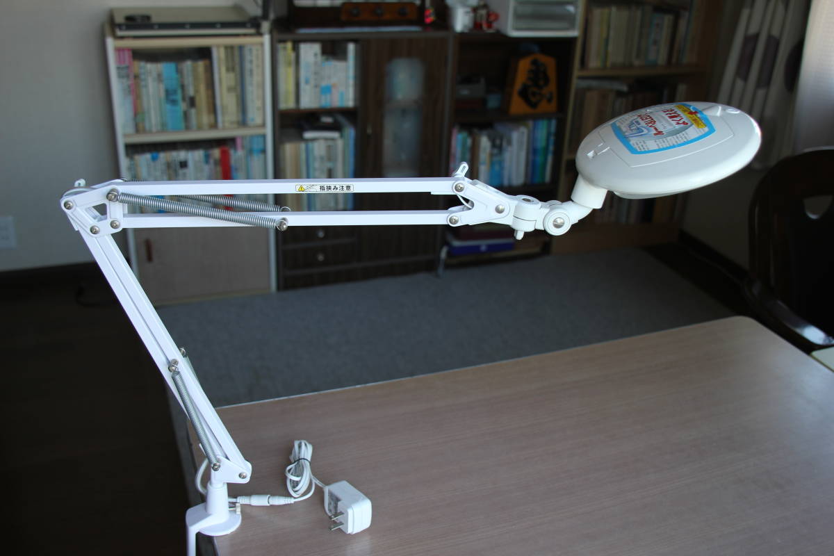 【送料無料】LEDスタンド　L-200Mズームルーペ付クランプアームライト　AS-L8095-B-W07-8133　オーム電機