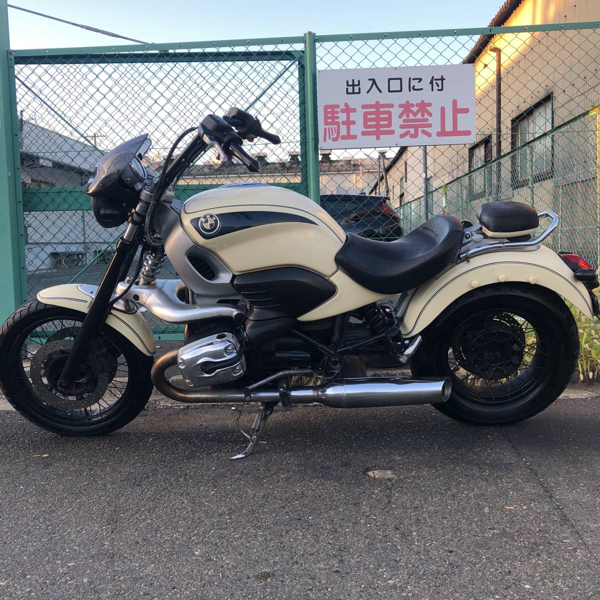 希少 BMW R1200C 低走行18029㎞ アメリカン クルーザー LEDヘッド