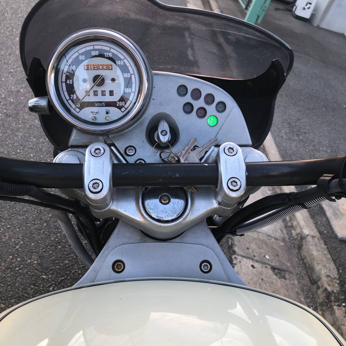 希少 BMW R1200C 低走行18029㎞ アメリカン クルーザー LEDヘッド