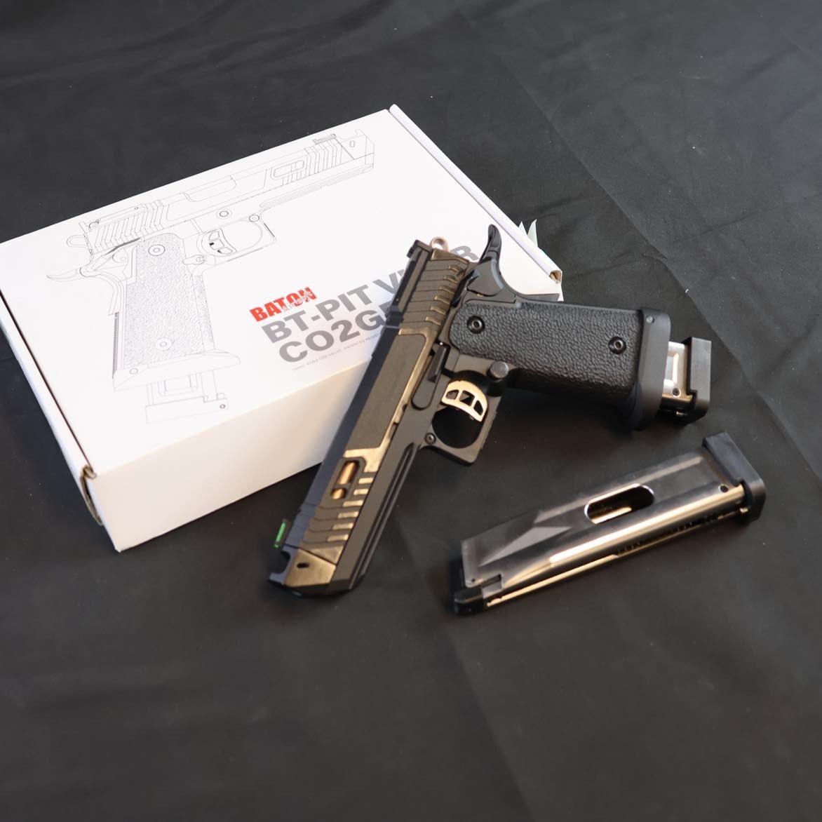 BATON Airsoft BT-PIT VIPER Co2 ガスガン #S-4472 VIPER BATON CO2GBB