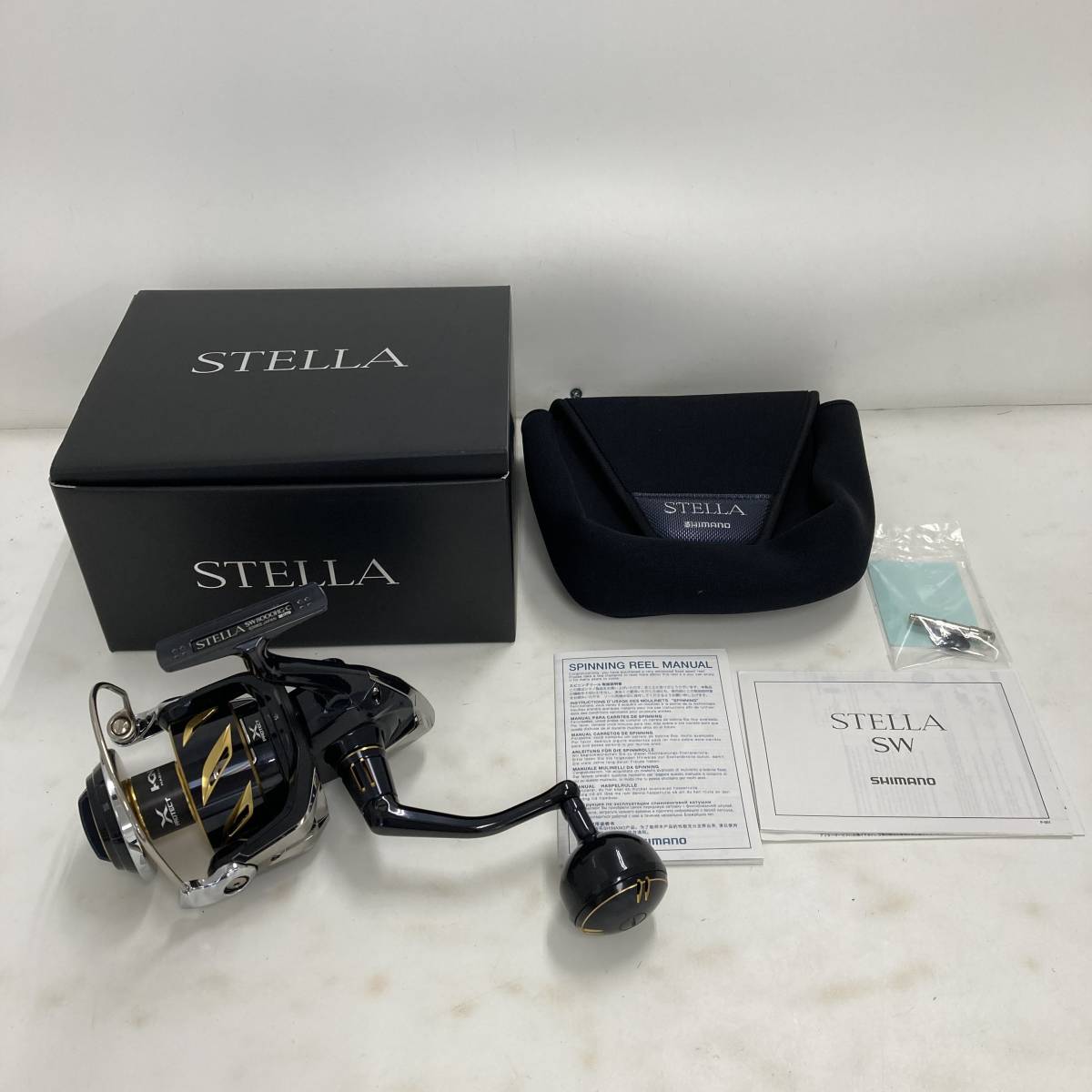 シマノ ステラ SW 8000HG スピニングリール 03965 ※箱、収納袋付き 
