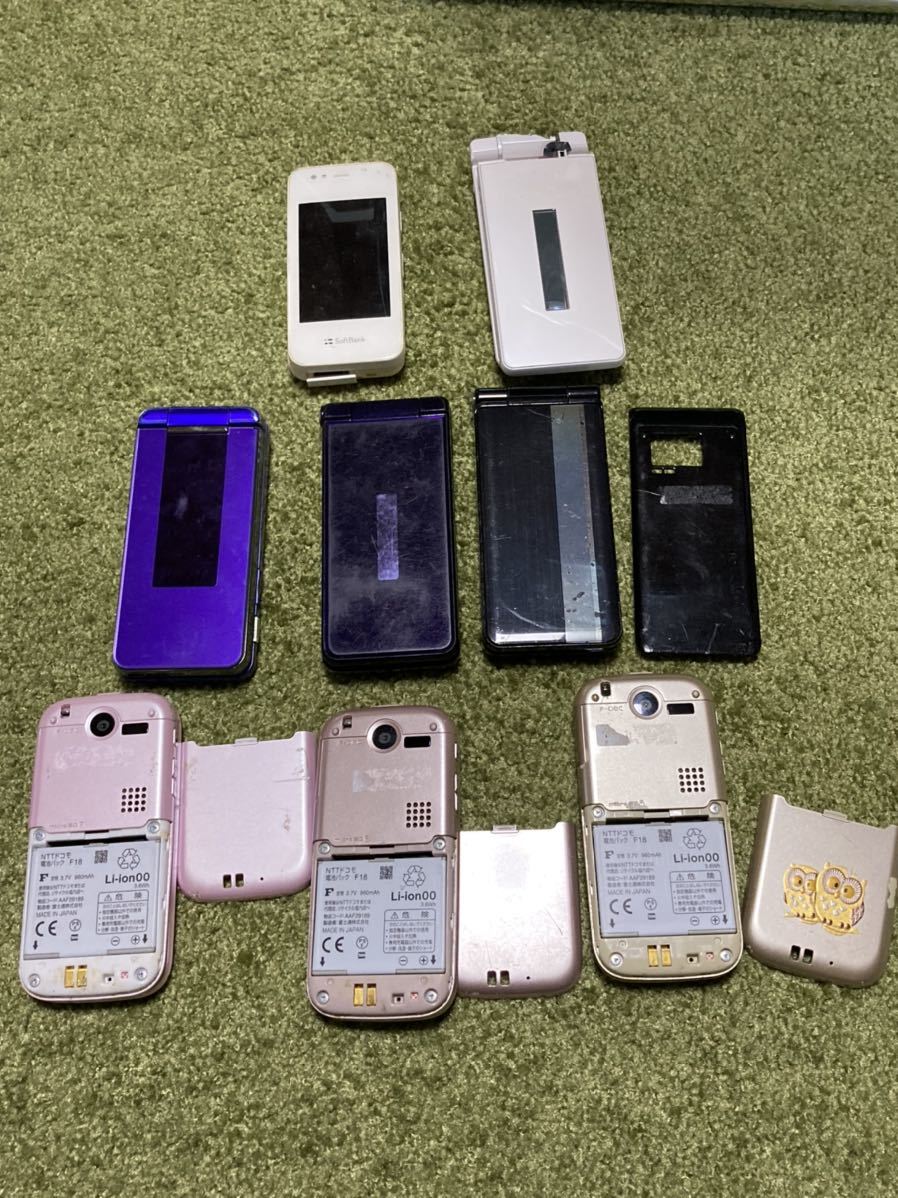 ジャンク　携帯電話　未確認　F-08C SH-01J 940SH P-01J 806SH 8台　不良品　P4