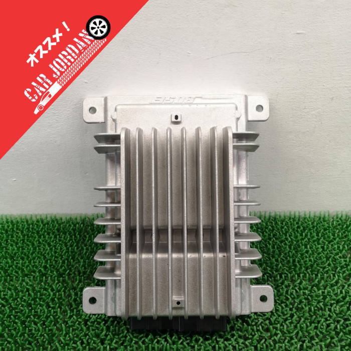 R35【BOSE オーディオアンプ】28061-KJ10A　H24 日産 GT-R Premium edition (2.7万km) 5GTR2