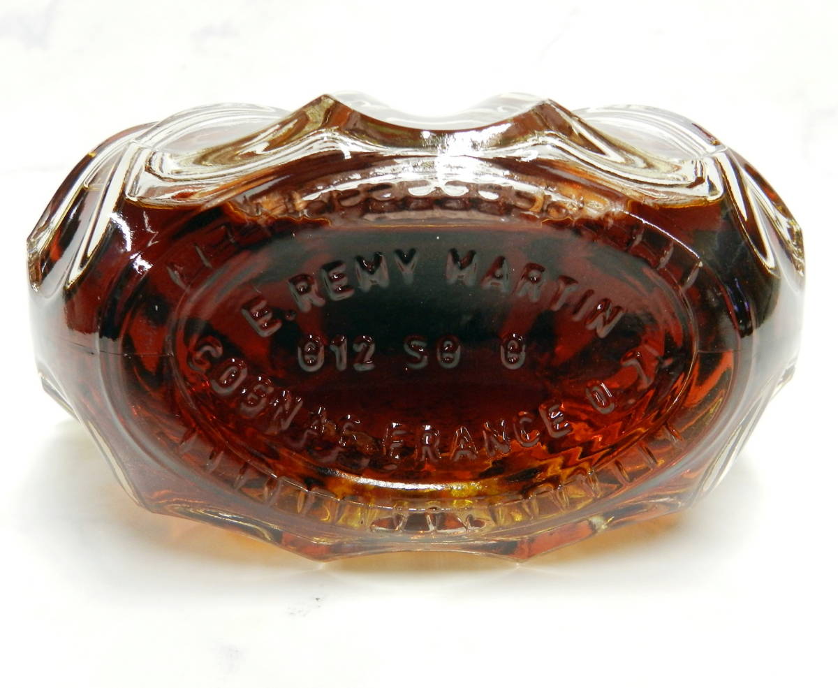 古酒 □ REMY MARTIN XO SPECIAL レミーマルタン XO スペシャル 700ml