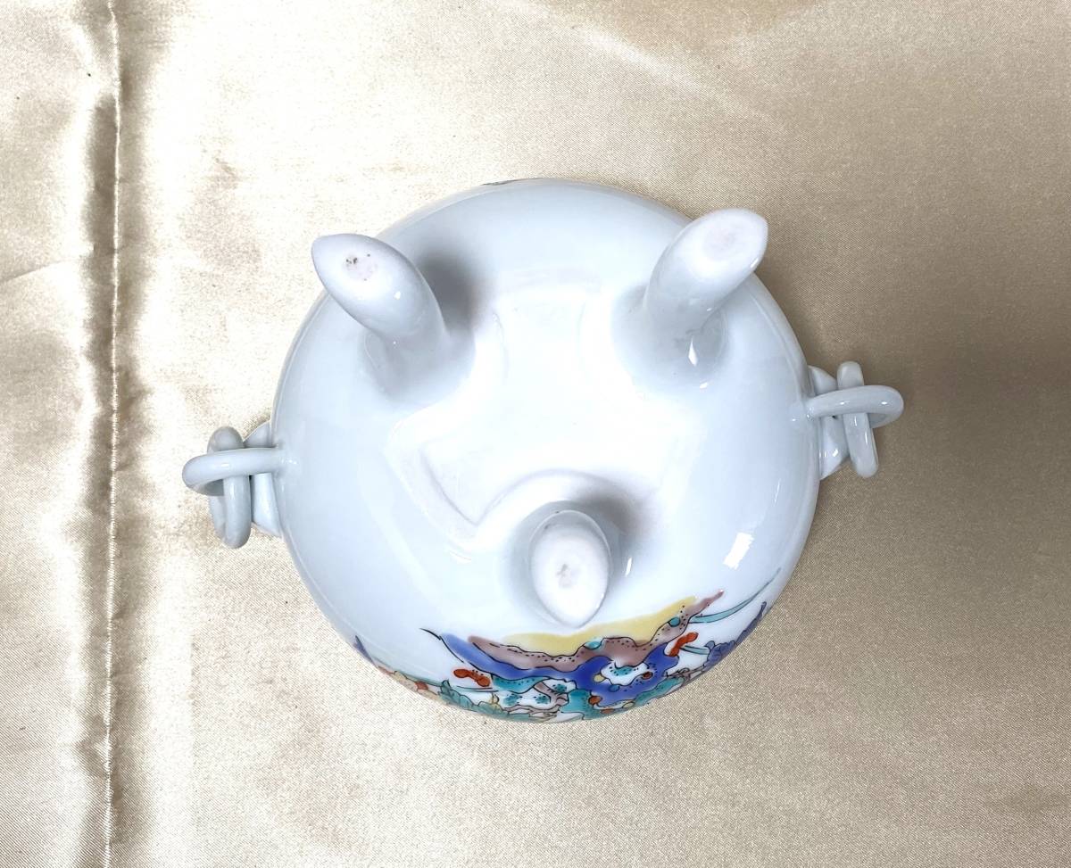 鍋島　色絵　草花文　獅子摘み　透かし蓋　三足香炉　大秀作 Yahoo!オークション - -「鍋島焼 オンラインショップ 大秀窯 メルカリ
