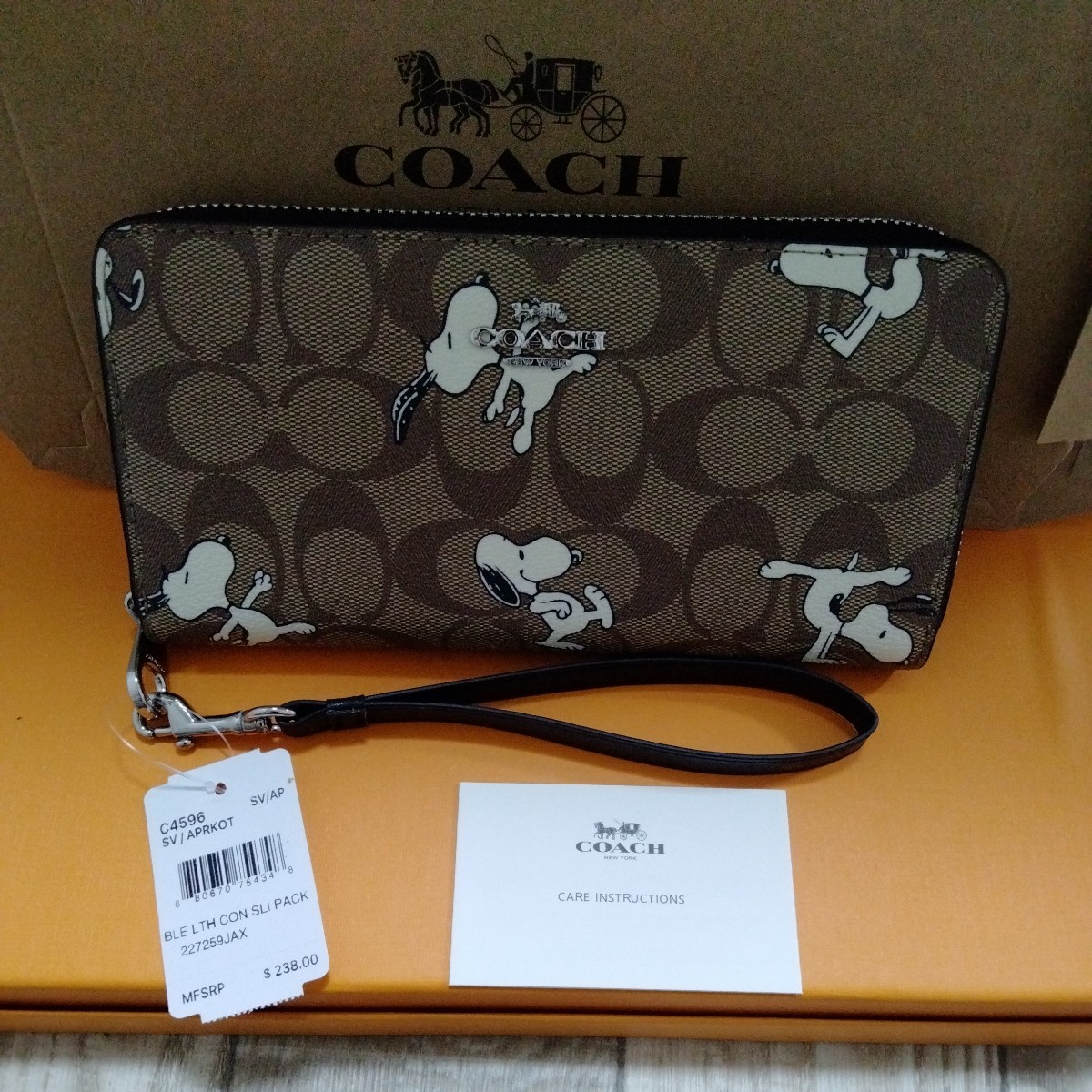 COACH xピーナッツxスヌーピー コーチ コラボ 長財布