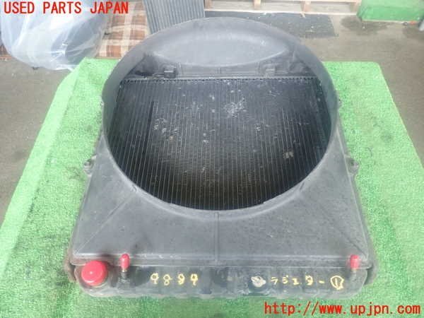 2UPJ-98892321]ランクルプラド(LJ78W)ラジエーター1 【ジャンク部品】 中古