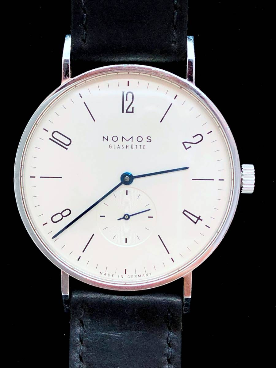ノモス グラスヒュッテ タンジェント スモールセコンド 手巻き 裏スケ メンズ 稼働品 箱 ギャランティあり
